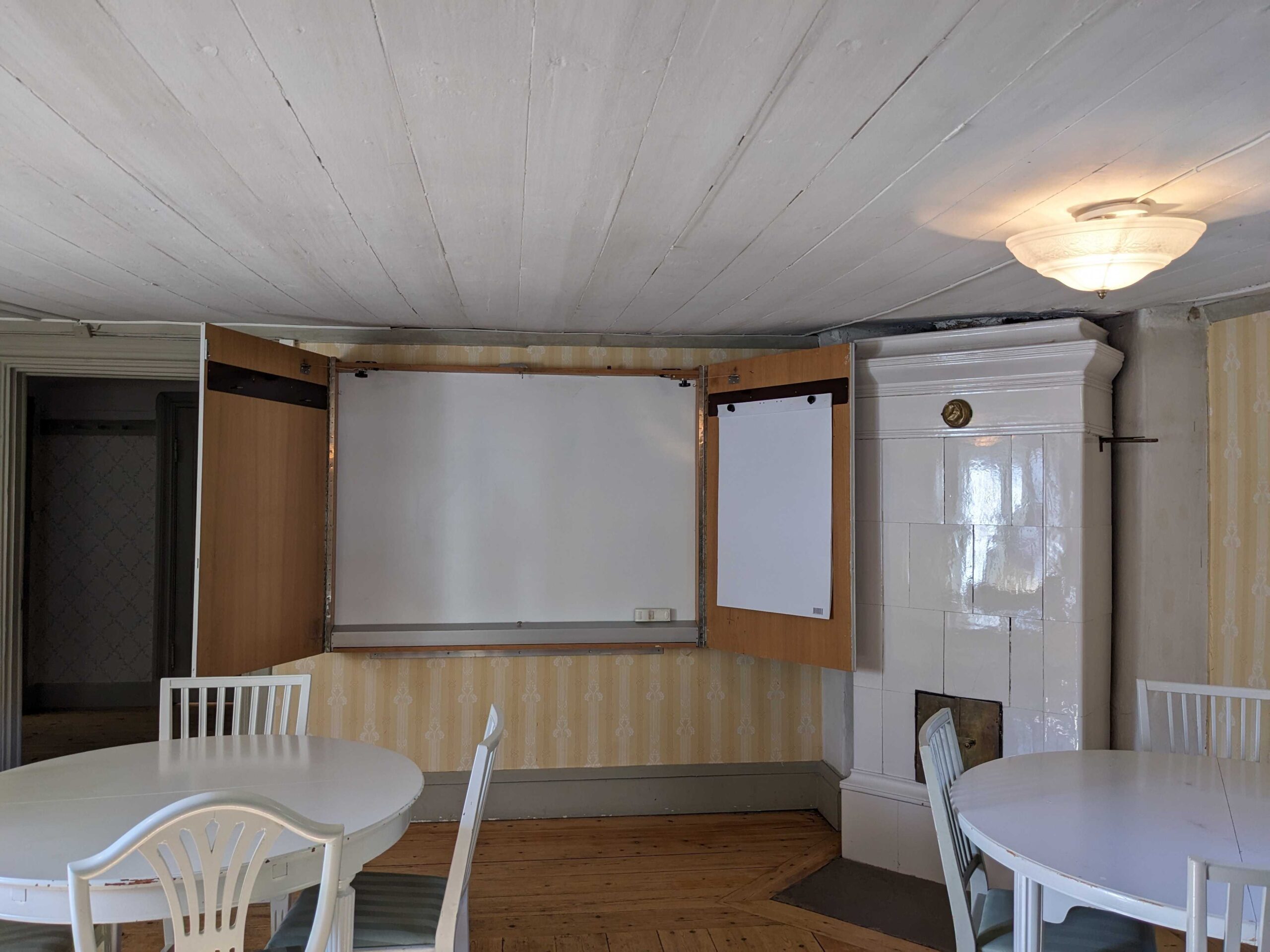Konferensutrustning i Värdshussalen